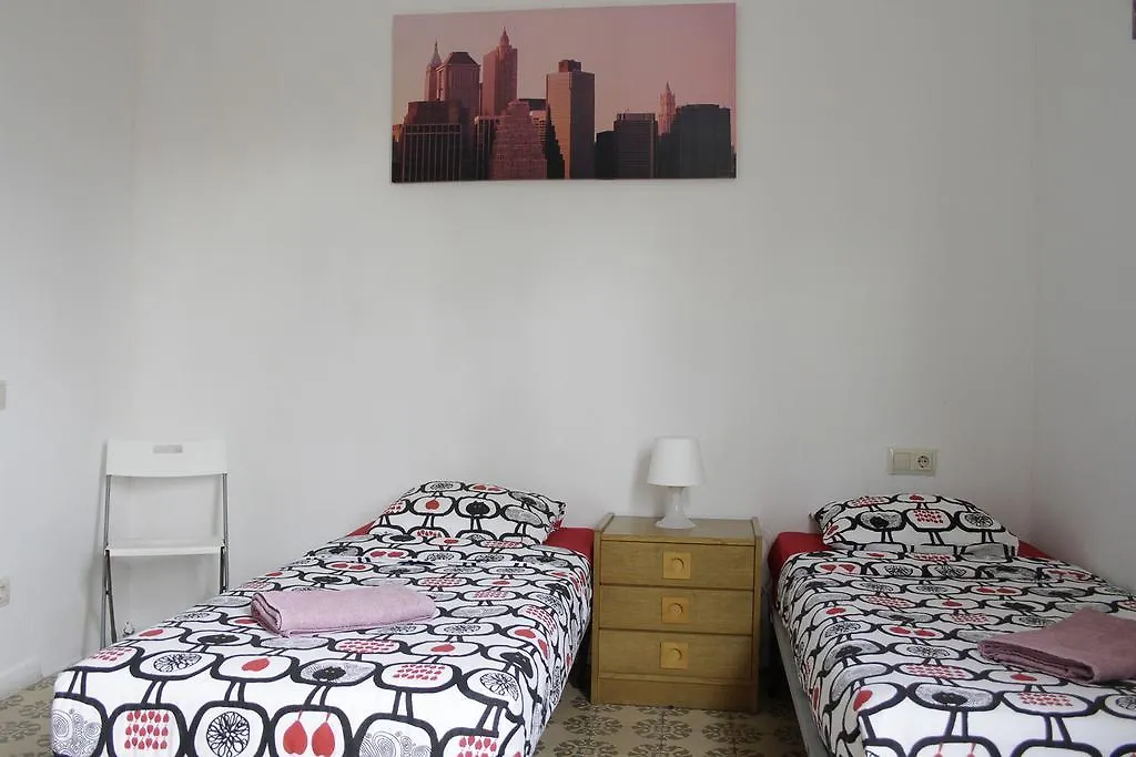 Cozy Apartment Near Sagrada Familia Barcelona 0*,  Spain