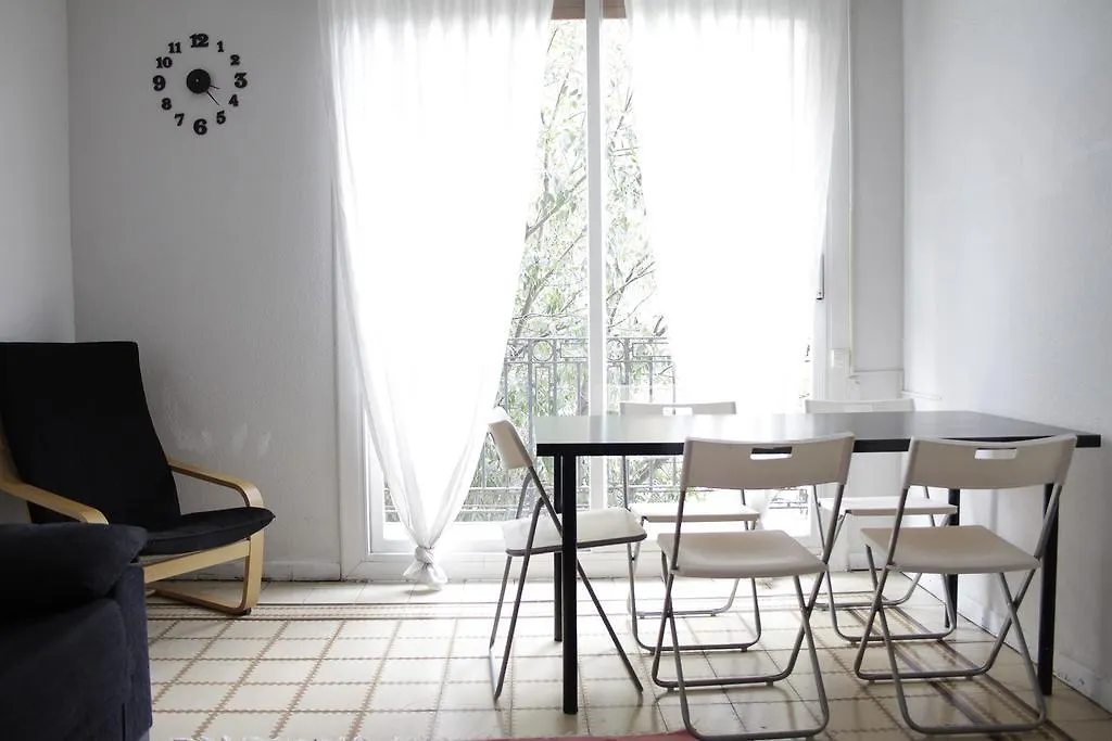 Cozy Apartment Near Sagrada Familia Barcelona 0*,